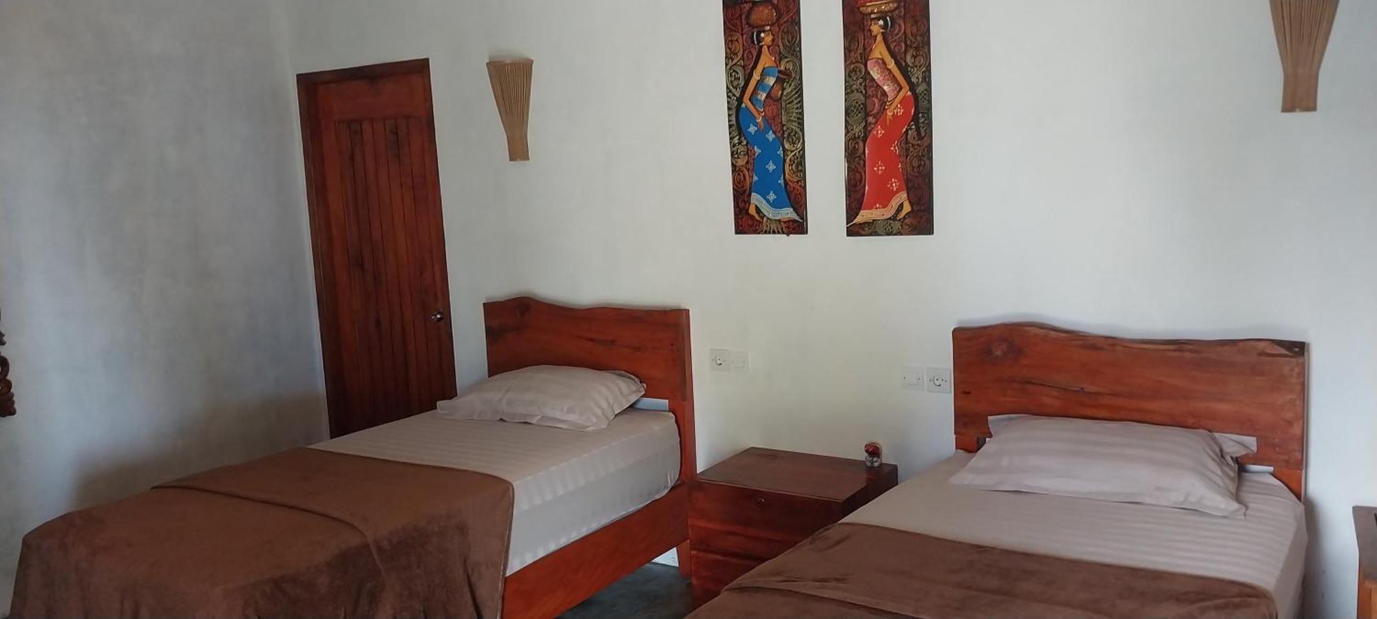 Kambuna Bungalow Krui Bagian luar foto